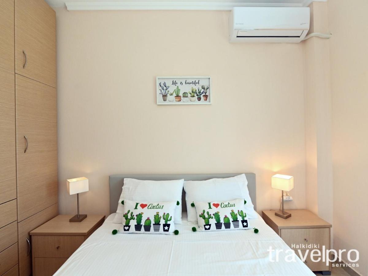 Villa Iris By Rentalspro Services - Agios Mamas Beach Екстериор снимка